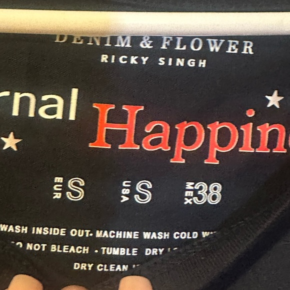 Denim & Flower Black, White, and Red Tank Top - Picture 3 of 3